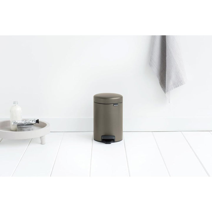 Brabantia Pedal Bin Newicon 3L Soft Closing Platinum