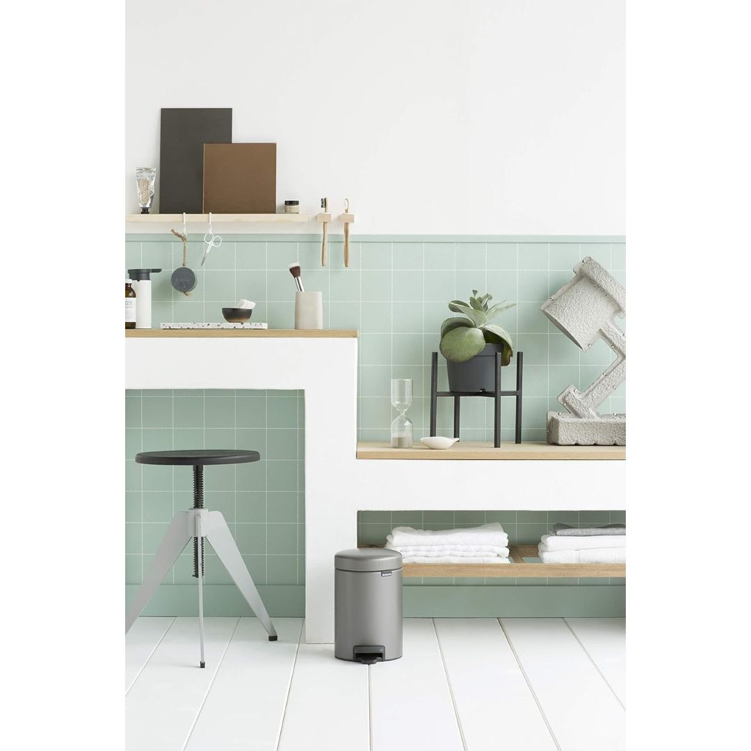 Brabantia Pedal Bin Newicon 3L Soft Closing Platinum