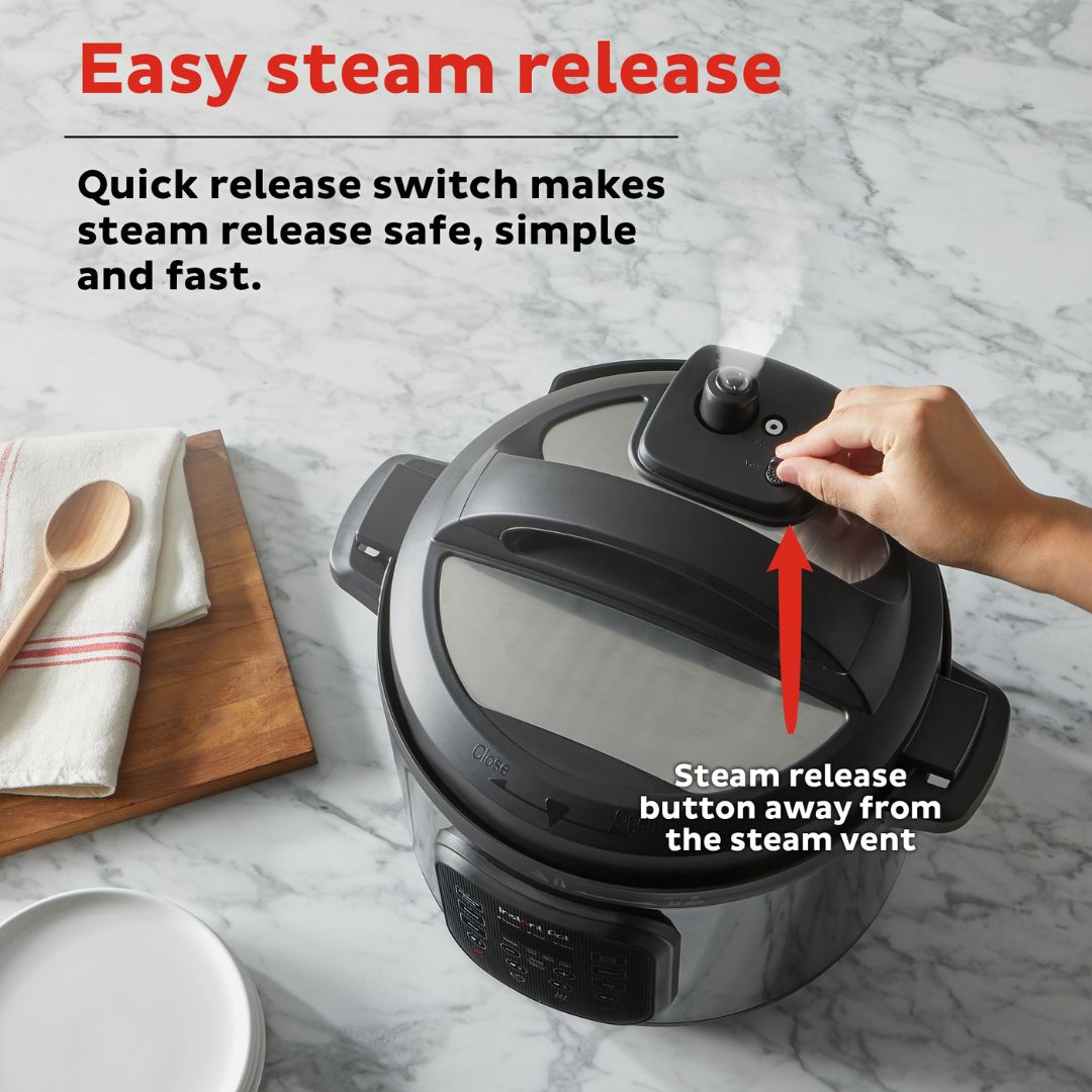 Instant Pot RIO 7-in-1 Multi-Functional Smart Cooker (6 QT/5.7 L)