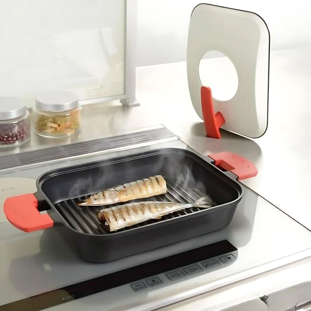 Uchicook Steam Grill with Metal Cover