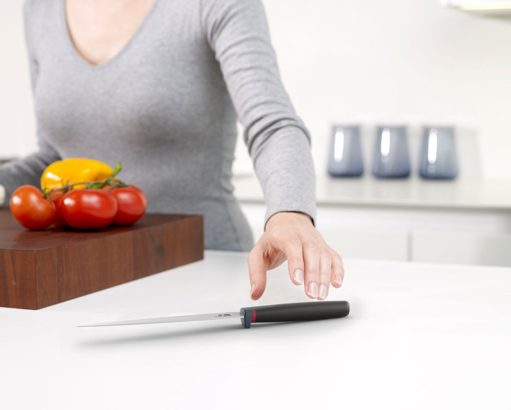 Joseph Joseph Elevate 6 Inch Chef's Knife 2