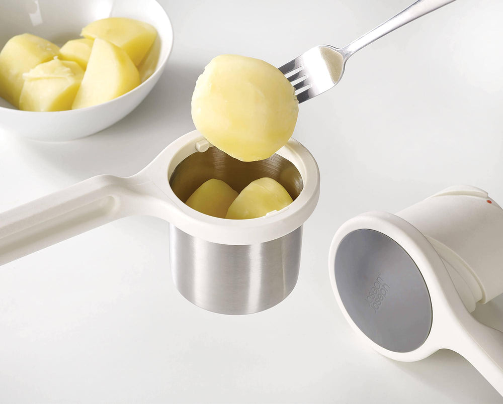 Joseph Joseph Helix Potato Ricer 2