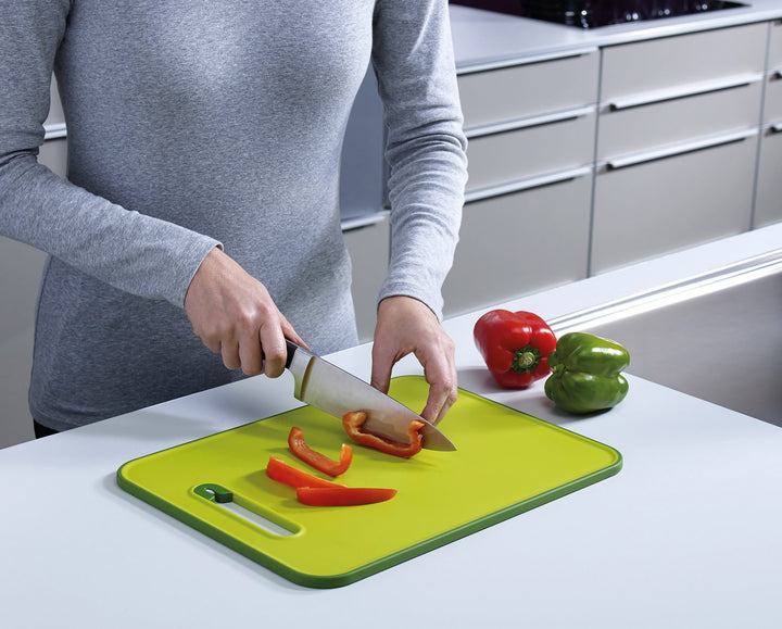 Joseph Joseph Slice & Sharpen Chopping Board with Knife Sharpener 3