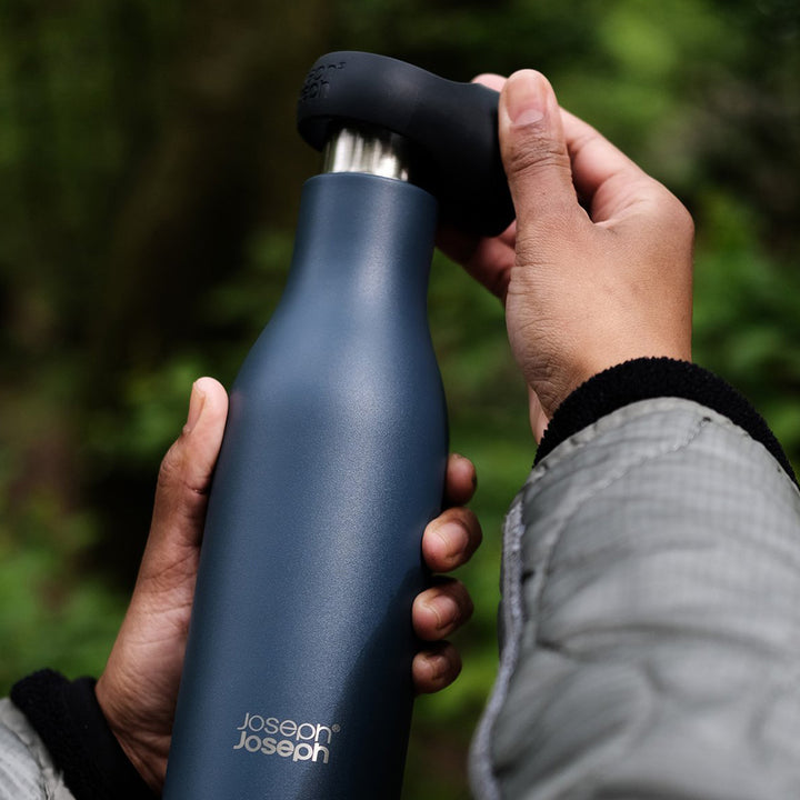 Joseph Joseph Loop 500ml Stainless-Steel Vacuum Insulated Water Bottle (Blue)