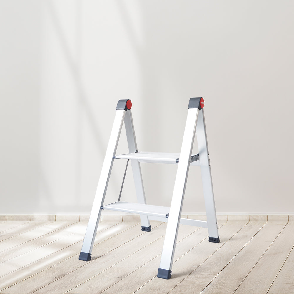 RENE Hashigo 2 Step Slim E70320 Lifestyle 1