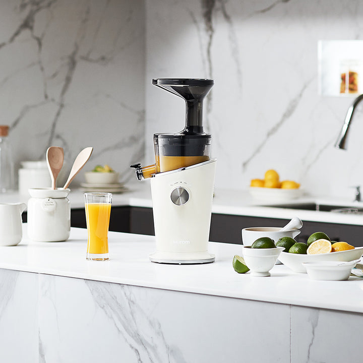 Hurom H-100S Slow Juicer, Pastel Cream