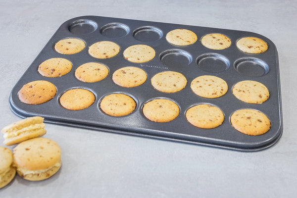 MASTERCLASS Non-Stick 24 Holes Whoopie Pie / Macaroon Pan (35X27Cm)
