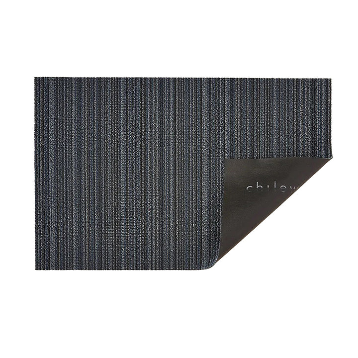 CHILEWICH TerraStrand¬Æ Microban¬Æ Tikar Pintu Jalur Kurus 46 x 71 sm, Biru